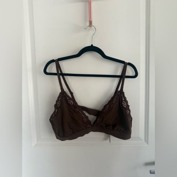 SKIMS Fits Everybody Lace Triangle Bralette COCOA - Picture 4 of 5